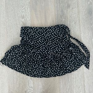 Forever 21 mini skirt size medium